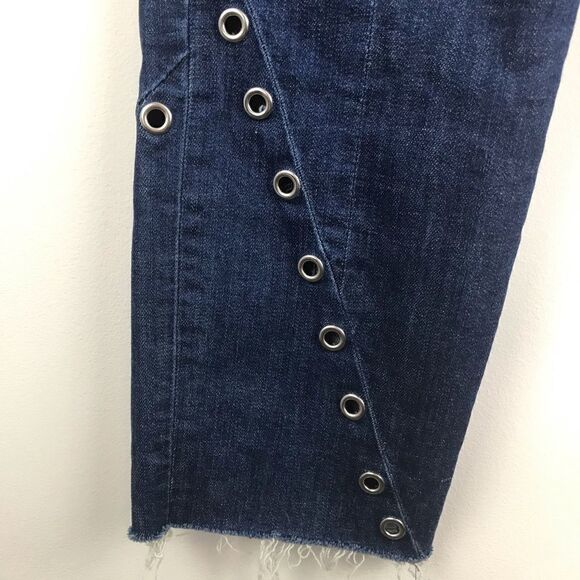 7âforâAll MankindâEdieâEyeletâCutâOffâHemâJeans - Picture 15 of 15